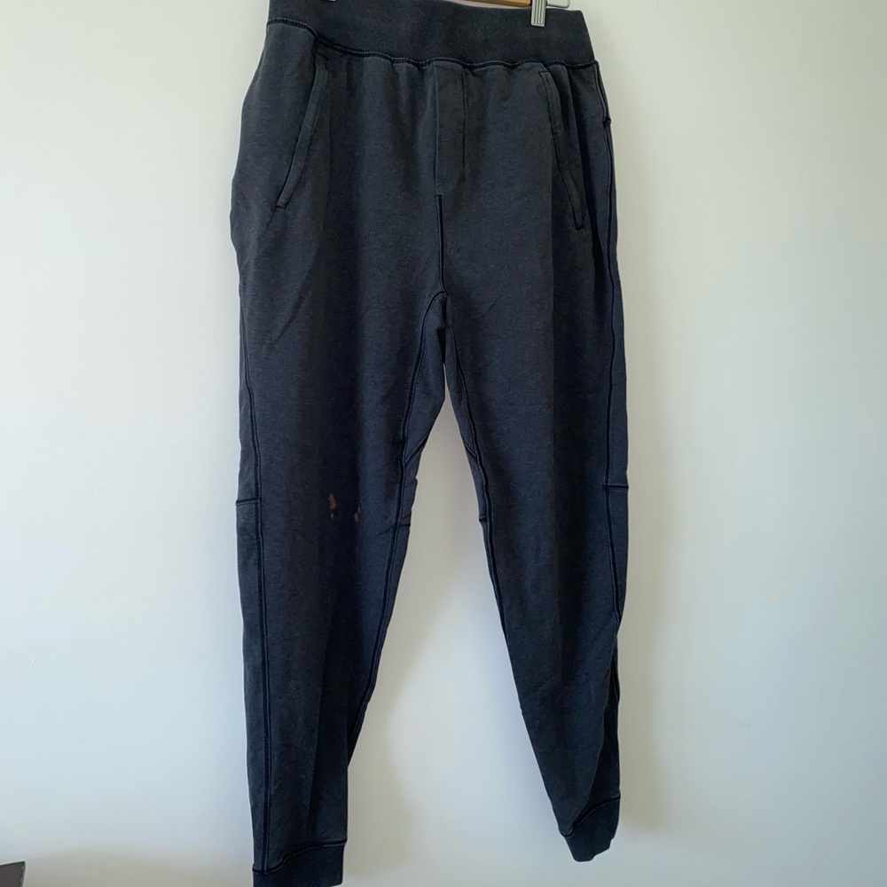 Men’s lululemon charcoal coal gray joggers